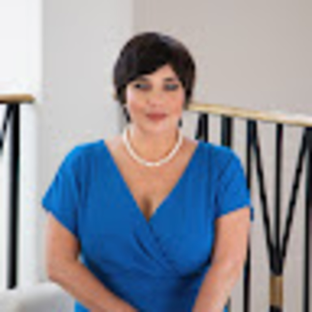 Meet your Posher, Julia